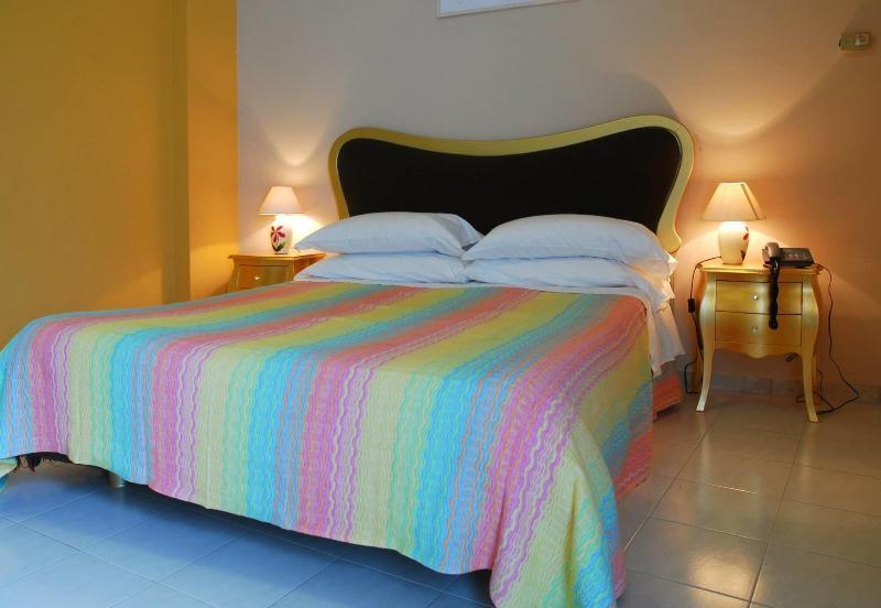 טראמו Hotel Michelangelo מראה חיצוני תמונה