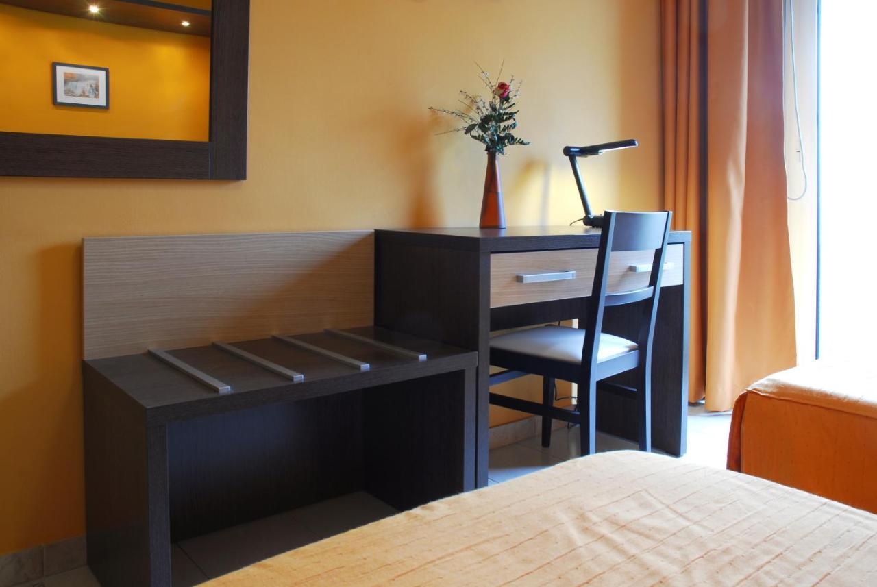 טראמו Hotel Michelangelo מראה חיצוני תמונה
