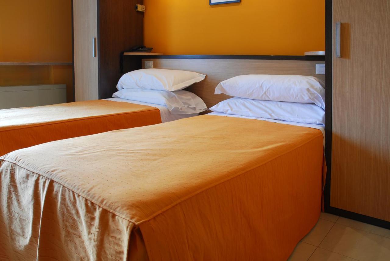 טראמו Hotel Michelangelo מראה חיצוני תמונה