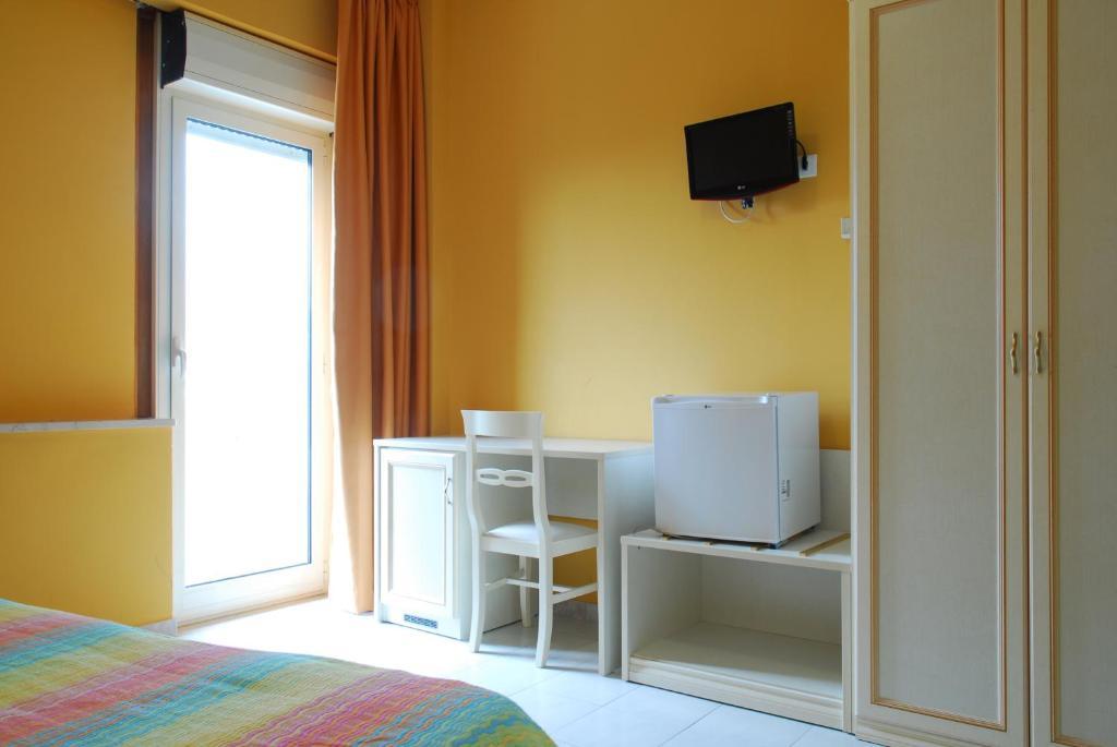 טראמו Hotel Michelangelo חדר תמונה