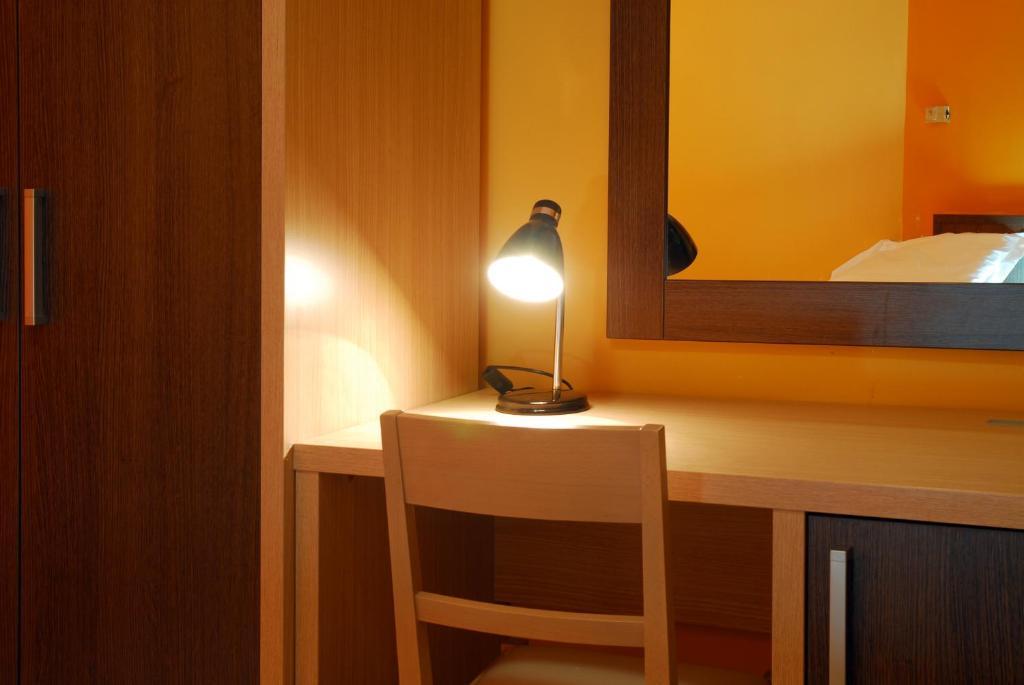 טראמו Hotel Michelangelo חדר תמונה